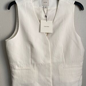 Calvin Klein Ivory/Tofu Vest with Buttons New with tags